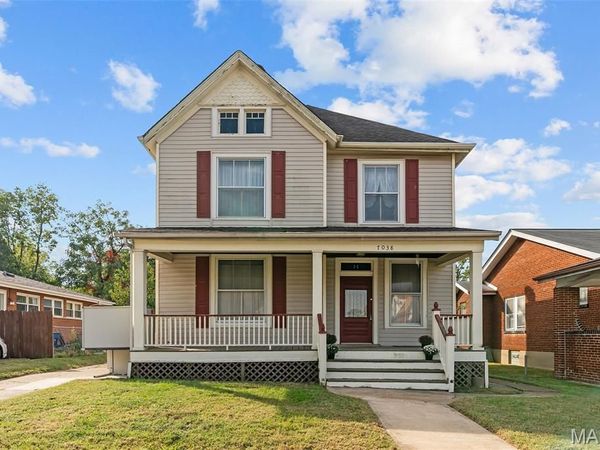7038 Pernod Avenue , St Louis, MO 63139