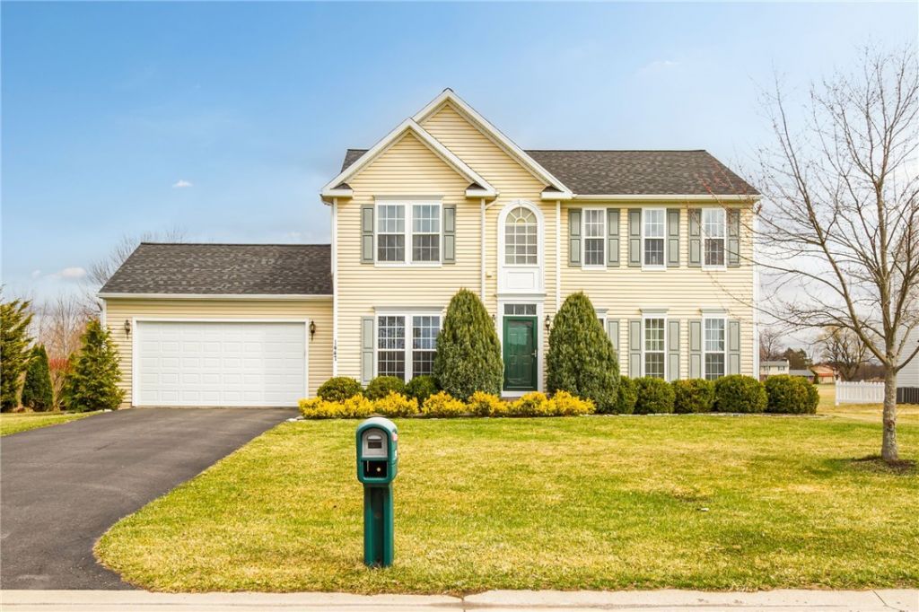 1447 Emma Lane, Farmington, NY 14425 Main Photo