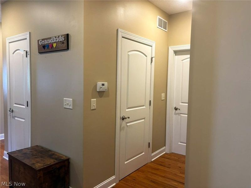 730 57th Street, Vienna, WV 26105 Photo 10