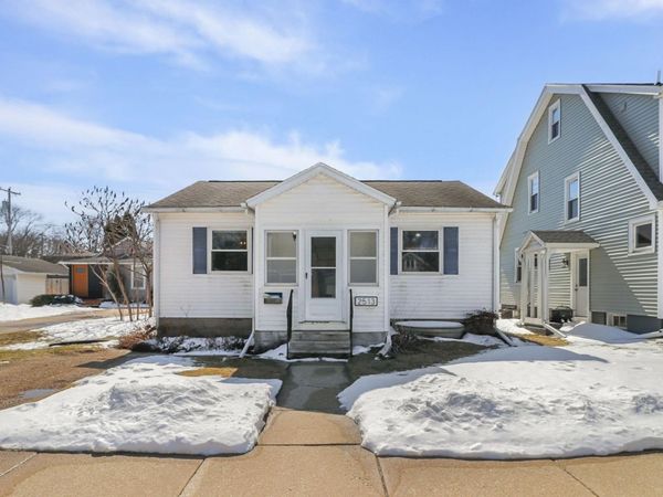 2513 Moland Street, Madison, WI 53704