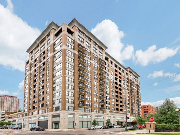 849 N FRANKLIN Street , Unit 418, Chicago, IL 60610