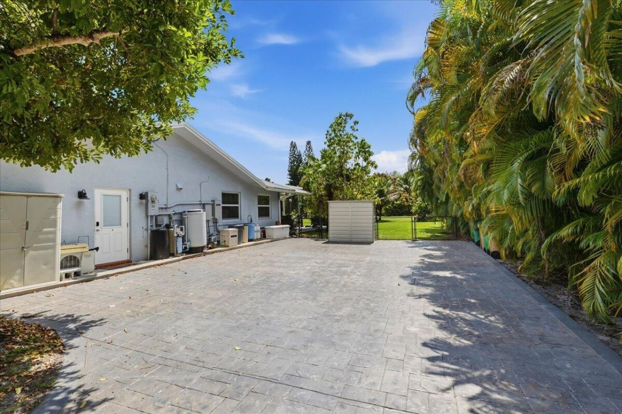 14550 SW 24th Street, Davie, FL 33325 Photo