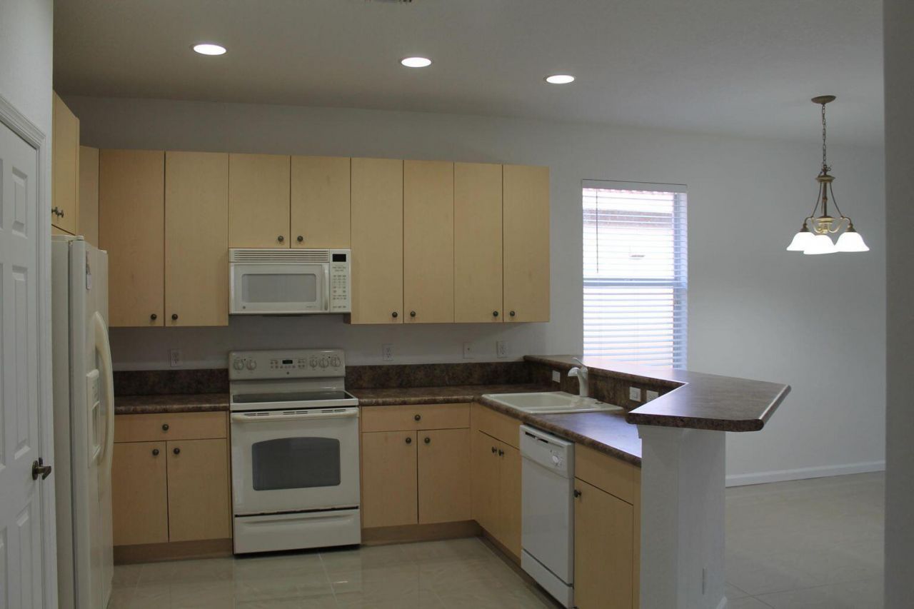 1804 SW Jamesport Drive, Port Saint Lucie, FL 34953 Photo