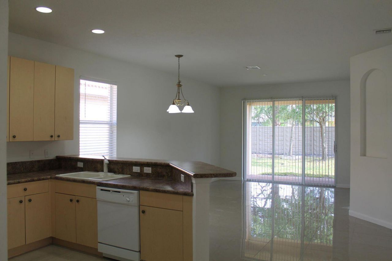 1804 SW Jamesport Drive, Port Saint Lucie, FL 34953 Photo