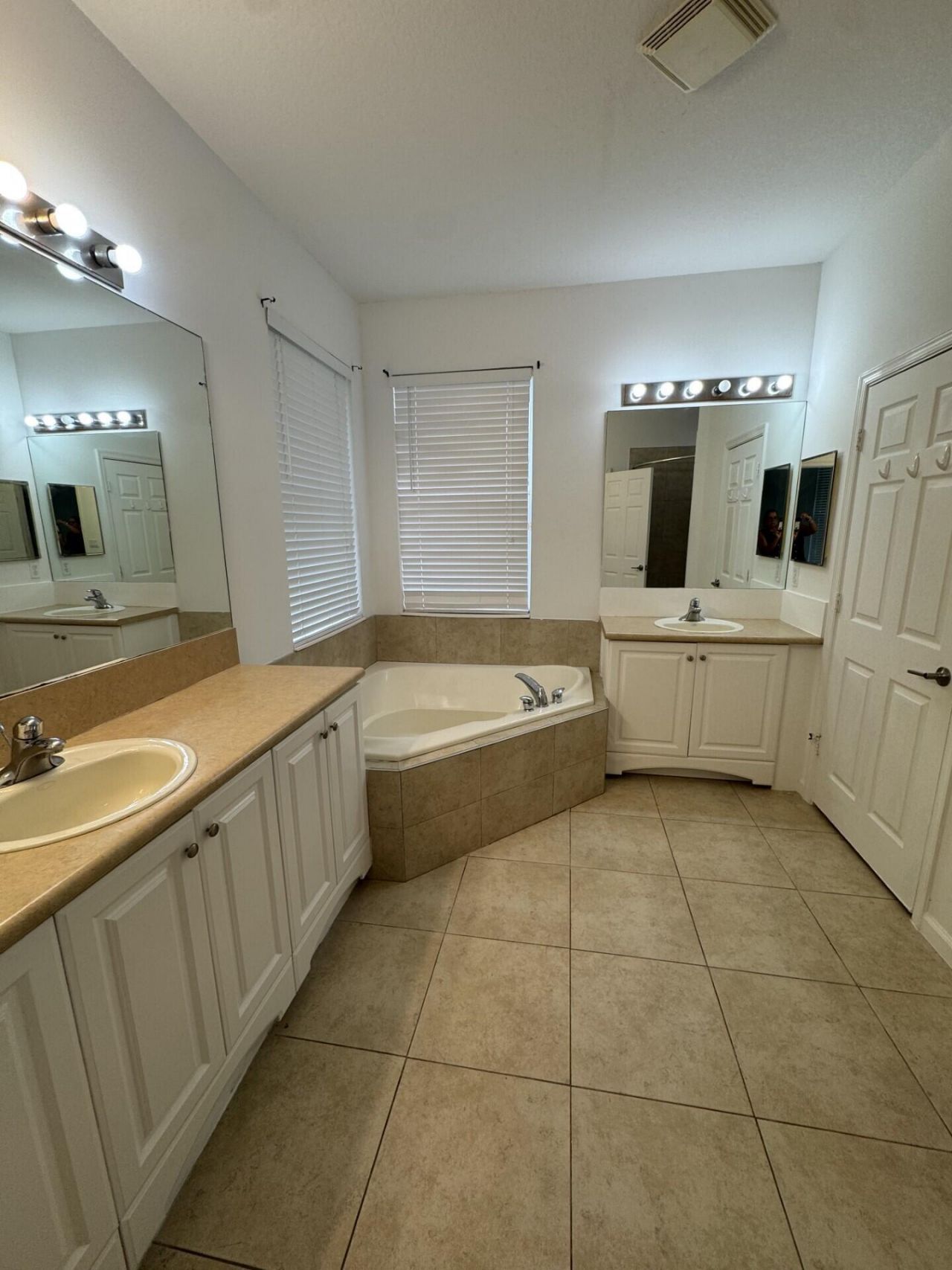 1804 SW Jamesport Drive, Port Saint Lucie, FL 34953 Photo