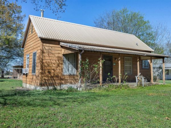 809 N Main ST, Lexington, TX 78947