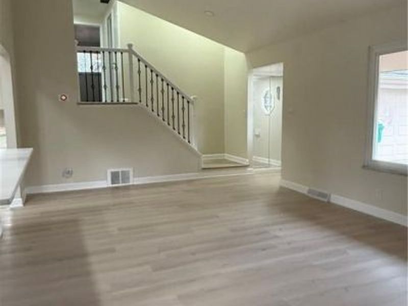 1139 N Skyline Drive, Seven Hills, OH 44131 Photo 2