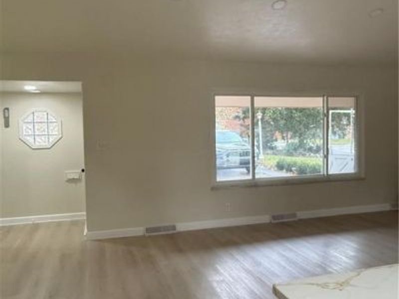 1139 N Skyline Drive, Seven Hills, OH 44131 Photo 3