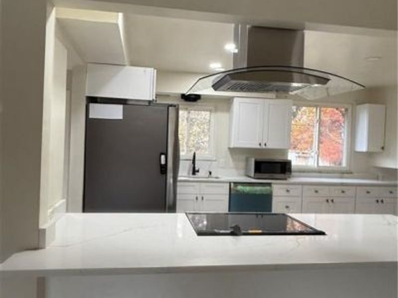 1139 N Skyline Drive, Seven Hills, OH 44131 Photo 7