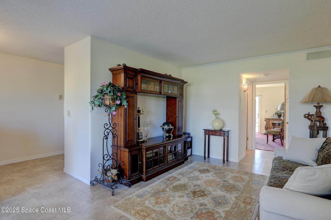 85 Crooked Tree Lane, Unit 103, Vero Beach, FL 32962 Photo