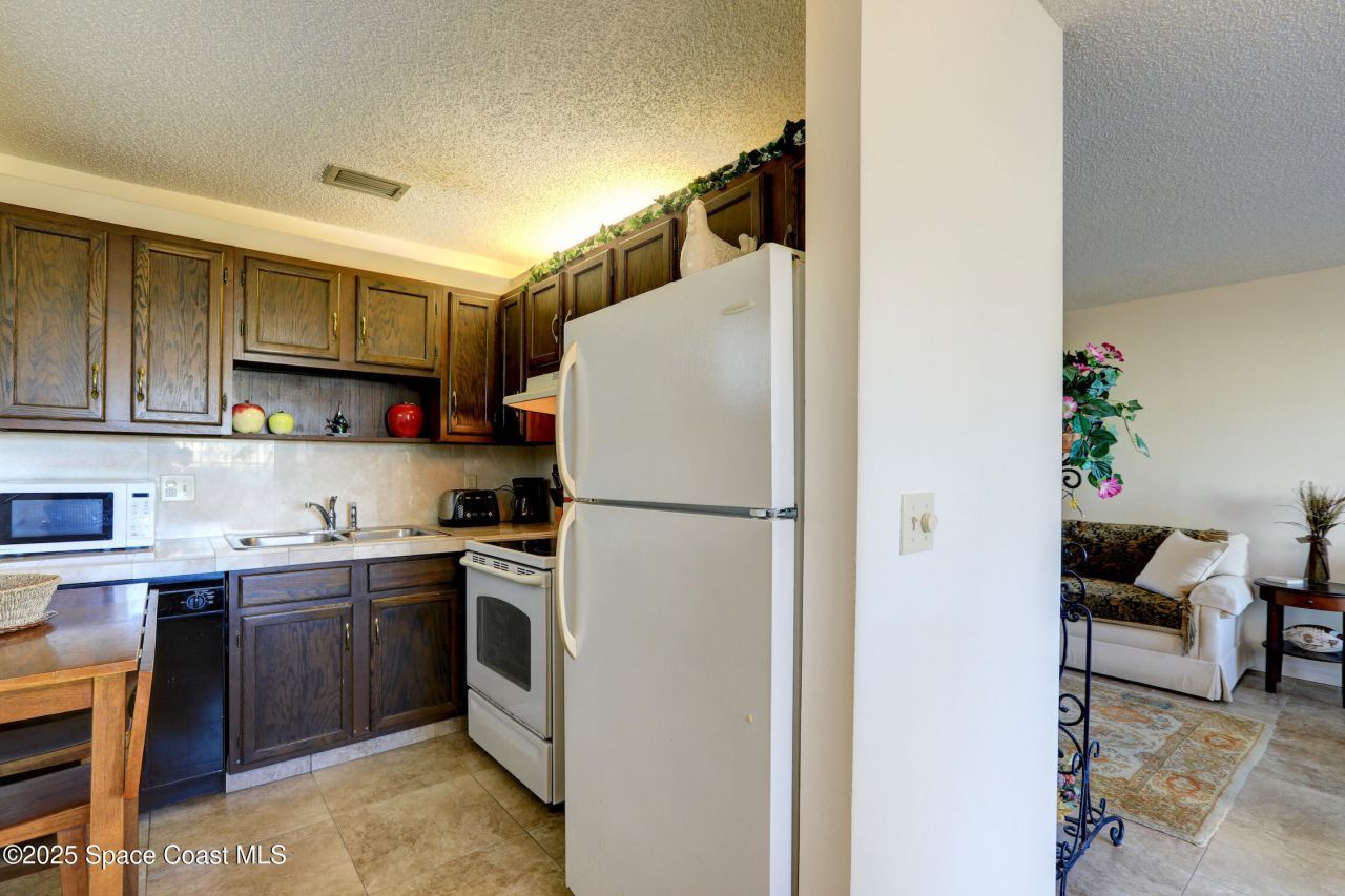 85 Crooked Tree Lane, Unit 103, Vero Beach, FL 32962 Photo