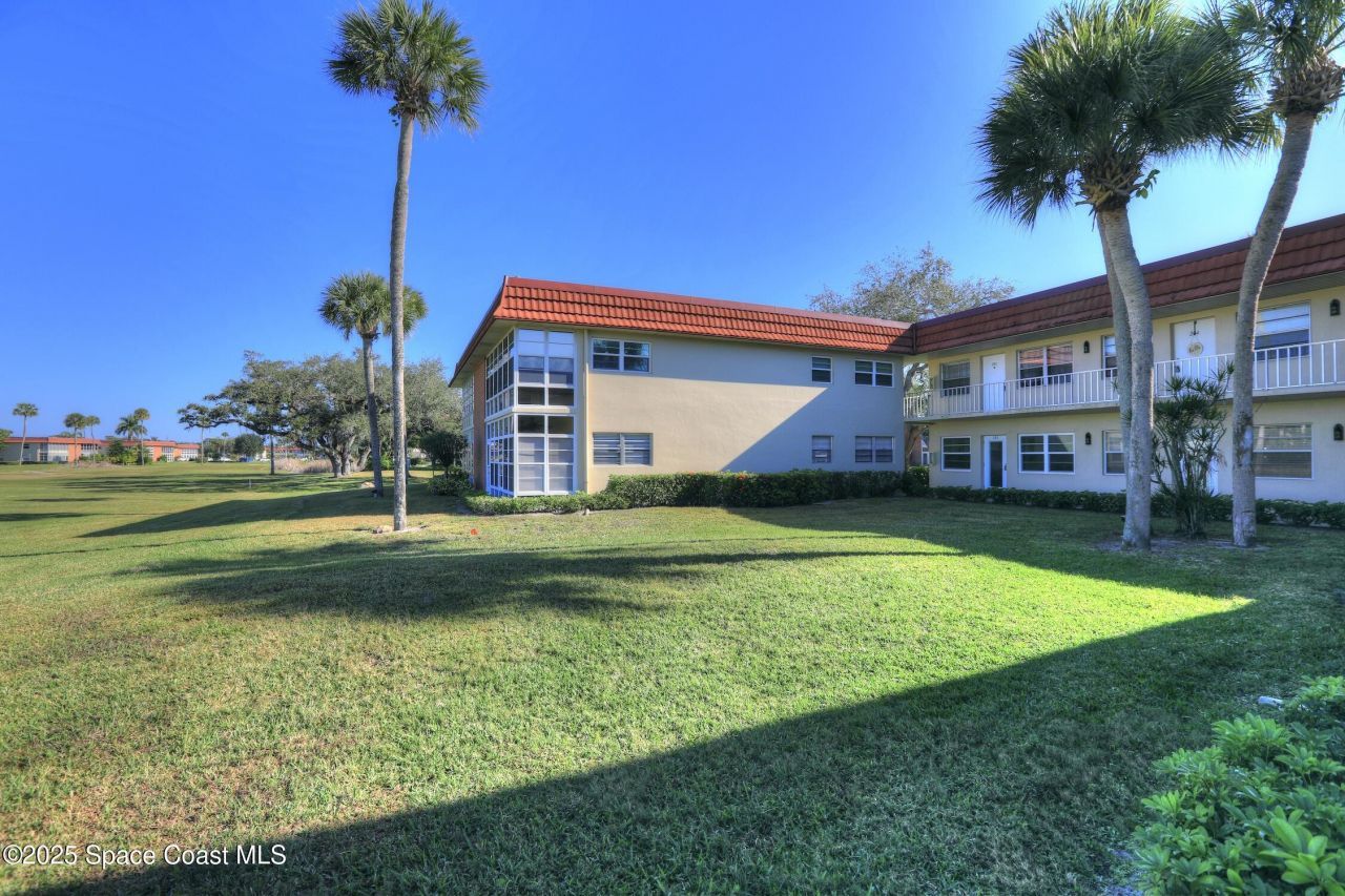 85 Crooked Tree Lane, Unit 103, Vero Beach, FL 32962 Photo