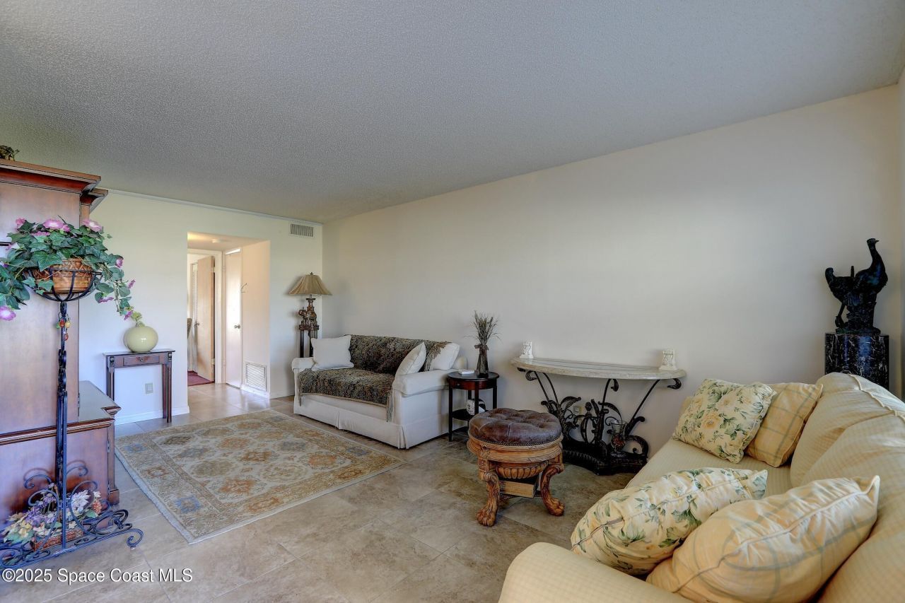 85 Crooked Tree Lane, Unit 103, Vero Beach, FL 32962 Photo