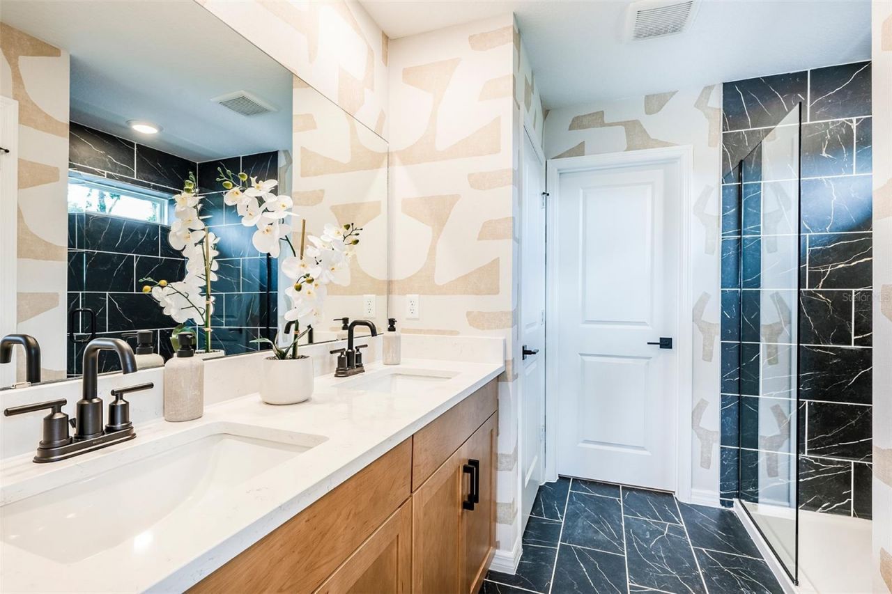 688 Lola Lane , Oviedo, FL 32765 Photo