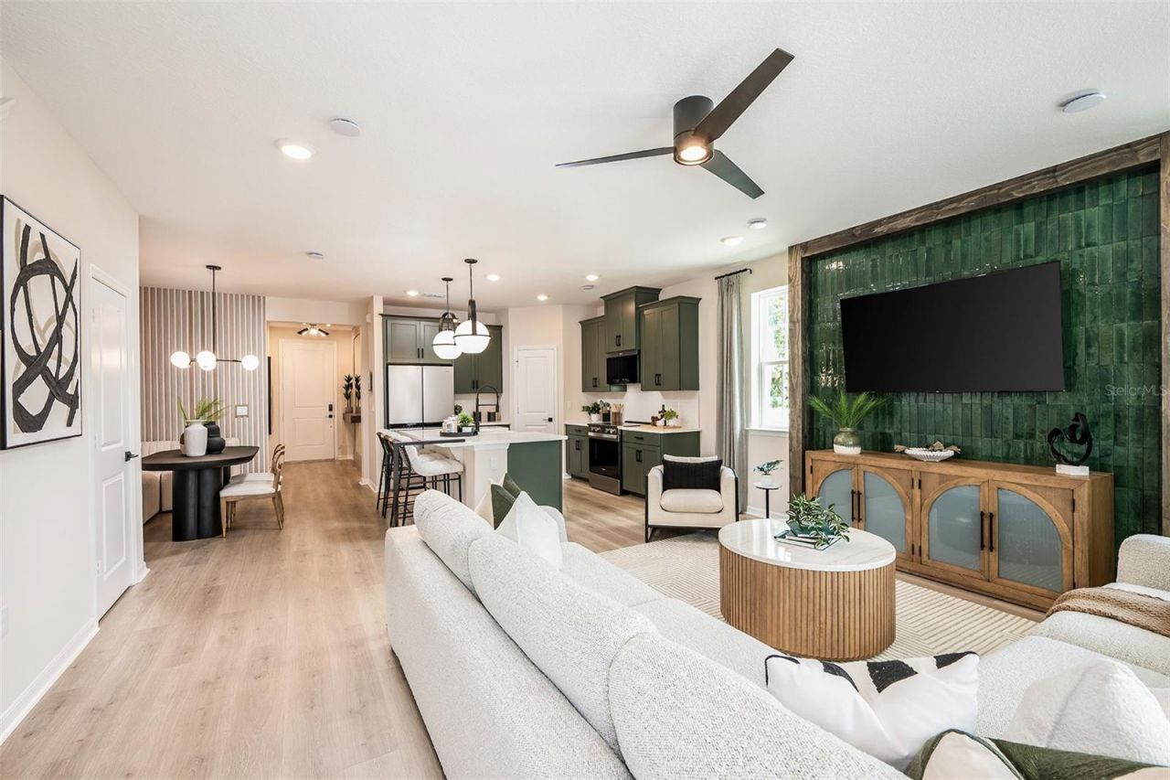 688 Lola Lane , Oviedo, FL 32765 Photo