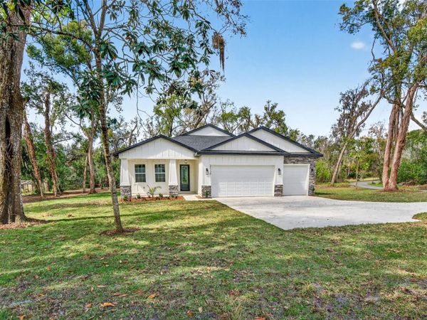 37700 DIXIE AVENUE, DADE CITY, FL 33525