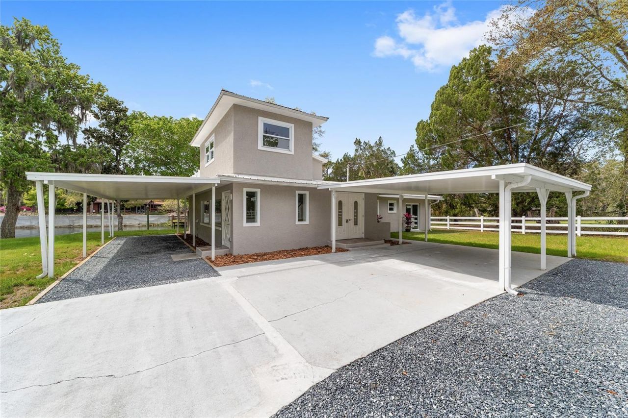 34 Garden Mall Court, Inglis, FL 34449 Photo