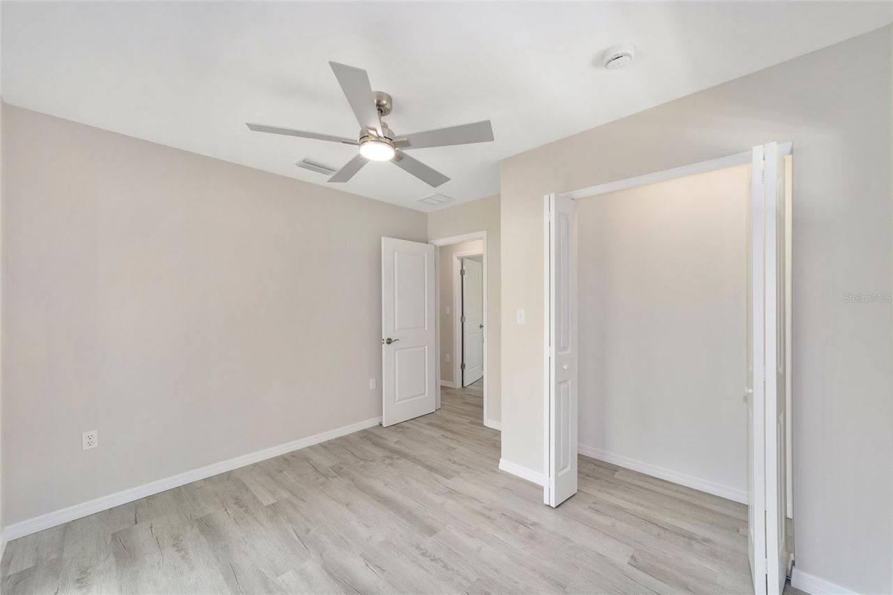 34 Garden Mall Court, Inglis, FL 34449 Photo