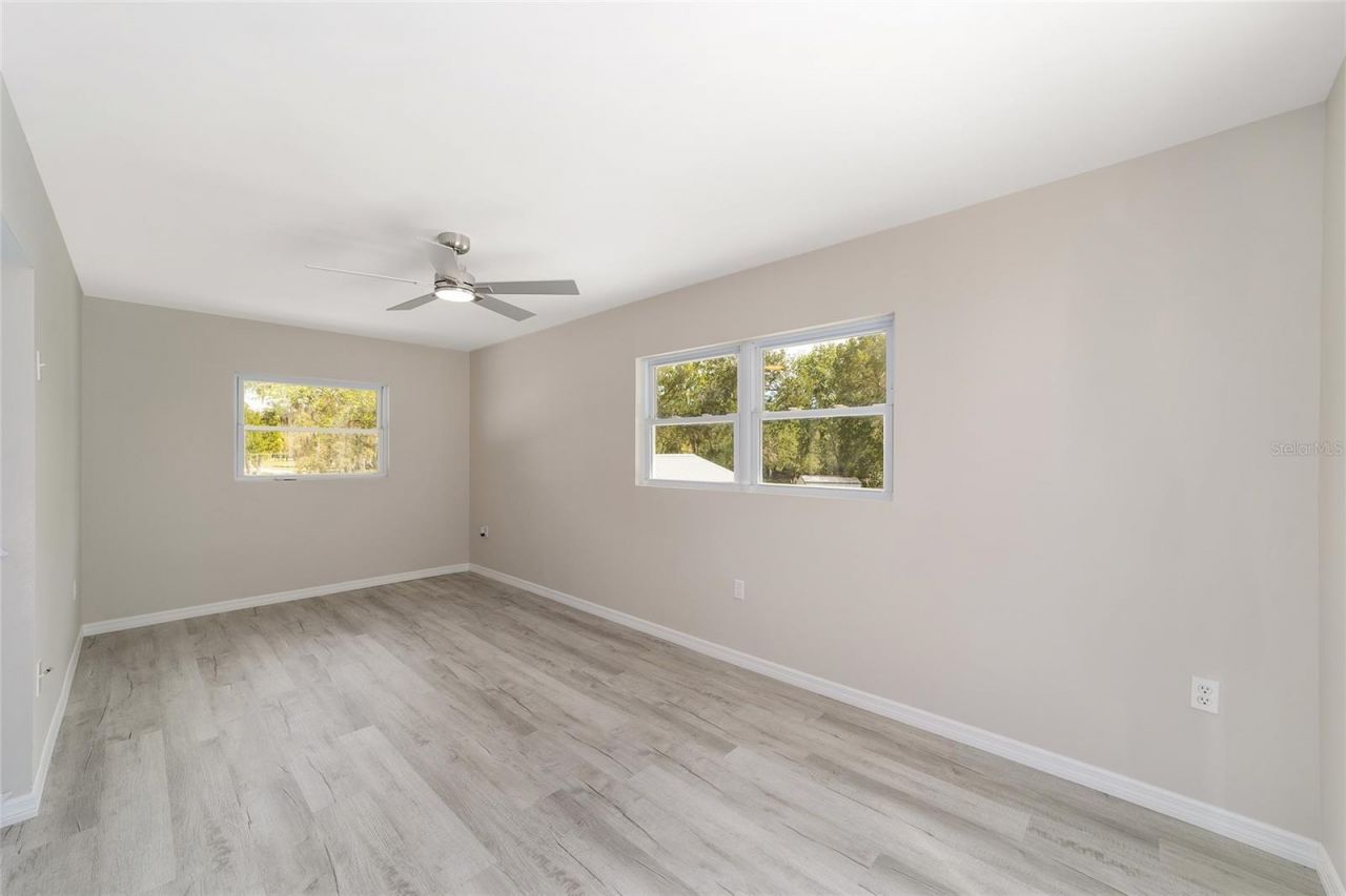 34 Garden Mall Court, Inglis, FL 34449 Photo