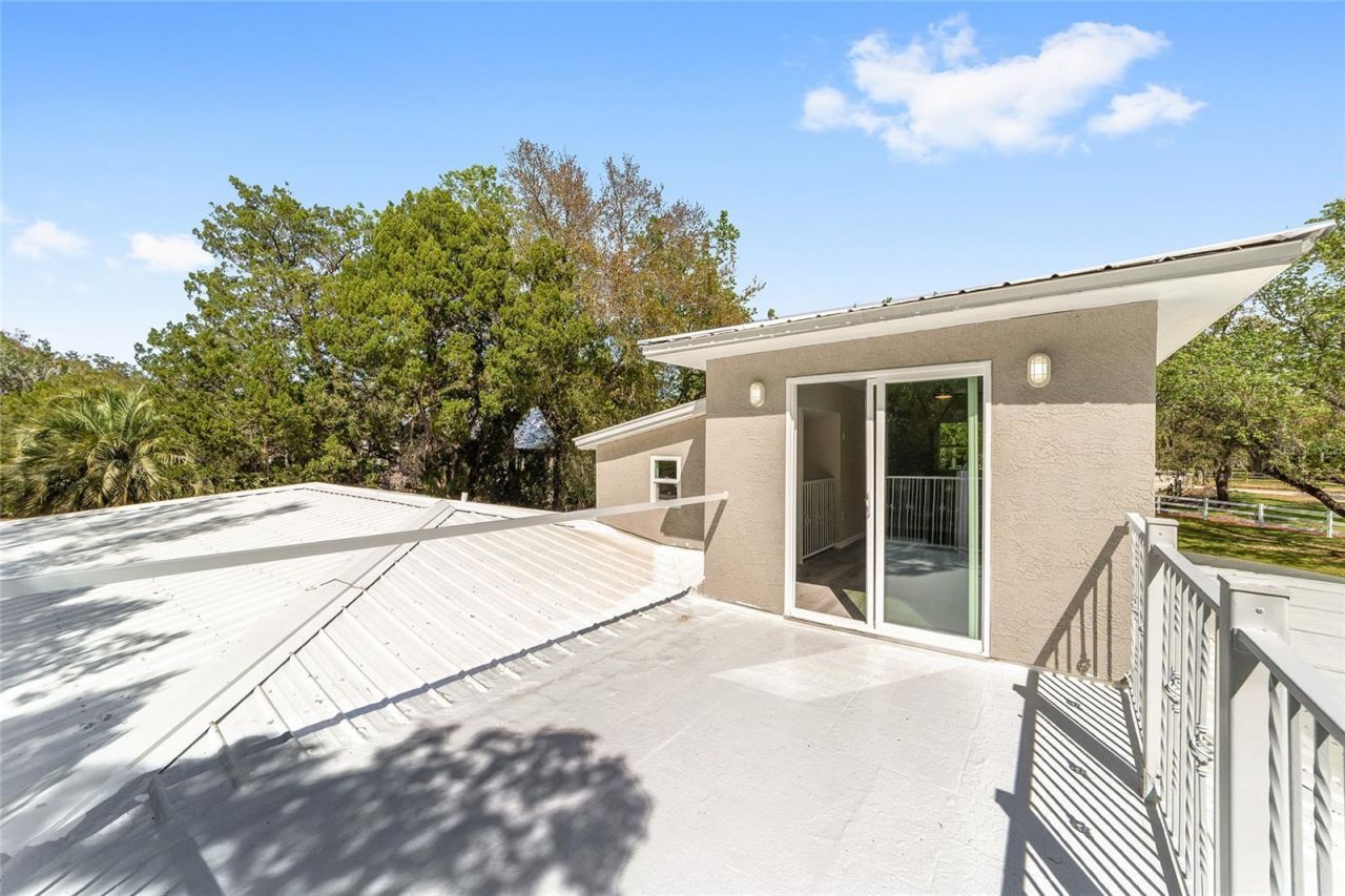 34 Garden Mall Court, Inglis, FL 34449 Photo