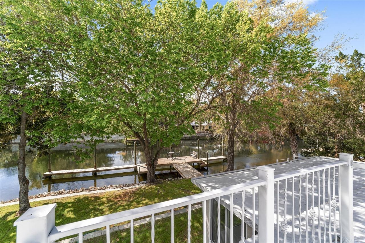 34 Garden Mall Court, Inglis, FL 34449 Photo