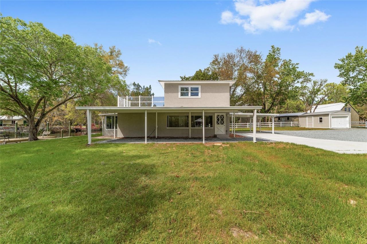 34 Garden Mall Court, Inglis, FL 34449 Photo