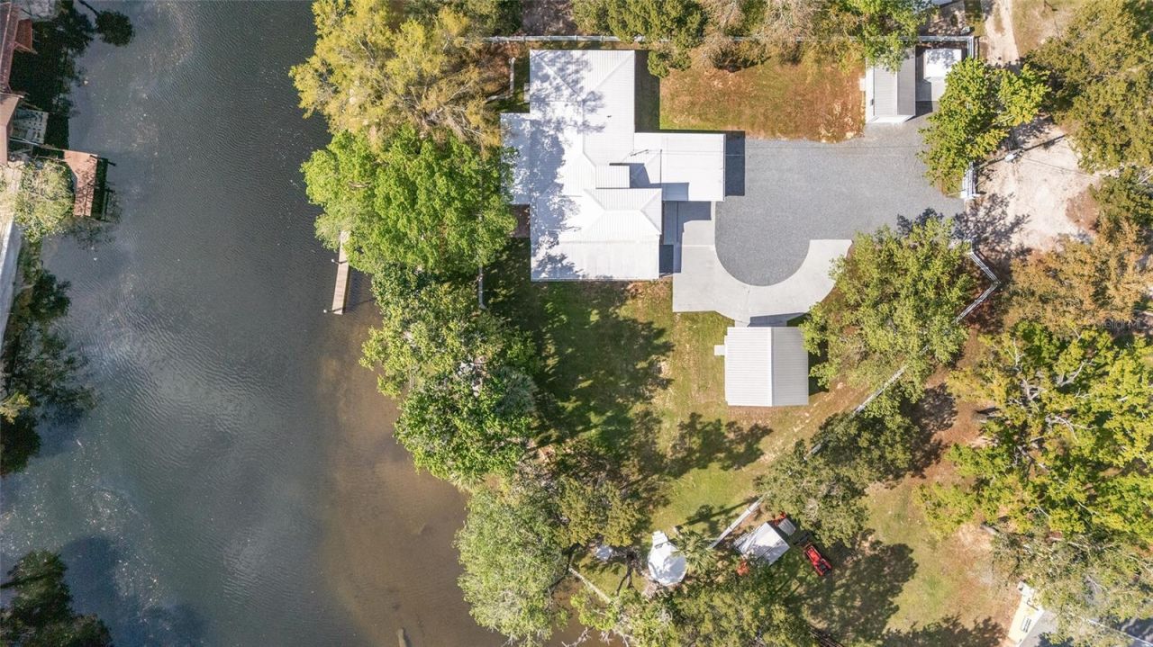 34 Garden Mall Court, Inglis, FL 34449 Photo