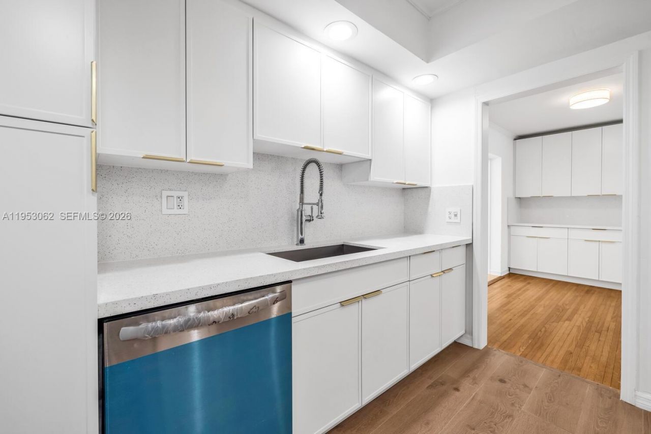 11803 NE 11 Ave, Biscayne Park, FL 33161 Photo