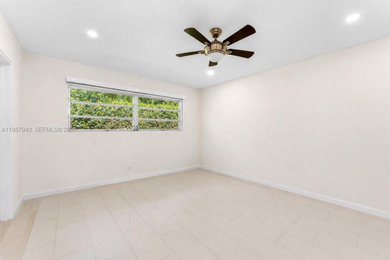 1525 Diplomat Pkwy , Hollywood, FL 33019 Photo