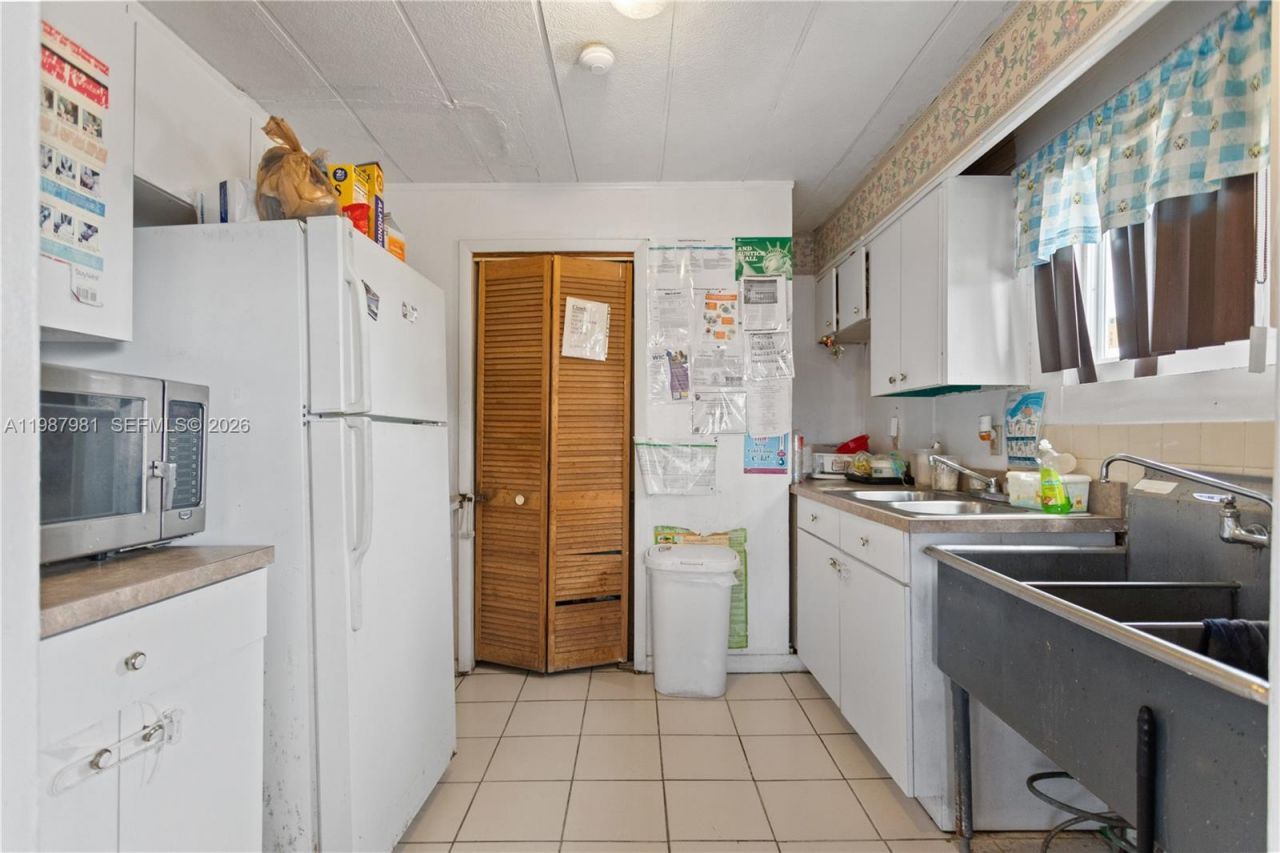 1781 NW 152nd Ter , Miami Gardens, FL 33054 Photo