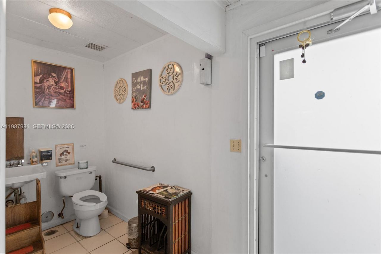 1781 NW 152nd Ter , Miami Gardens, FL 33054 Photo