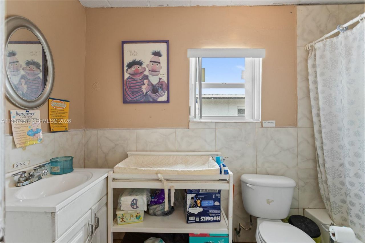 1781 NW 152nd Ter, Miami Gardens, FL 33054 Photo
