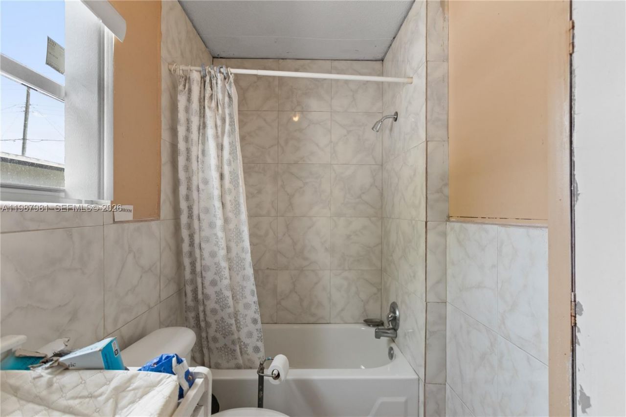 1781 NW 152nd Ter , Miami Gardens, FL 33054 Photo