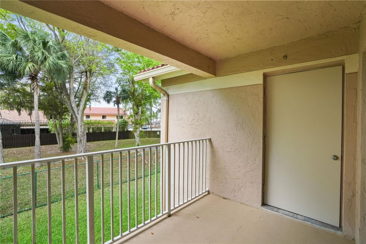 10610 SW 158th Ct , Unit 208, Miami, FL 33196 Photo