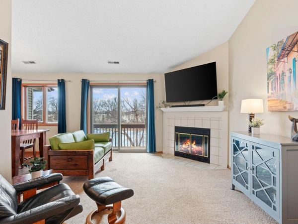 2644 Lake Court Drive, Unit 31, Mounds View, MN 55112