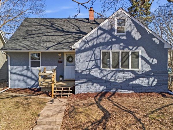 1031 Burgess Street, Saint Paul, MN 55103