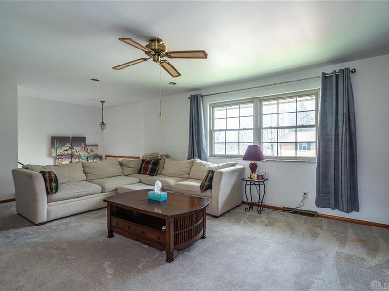 2766 Symphony Way, West Carrollton, OH 45449 Photo 7