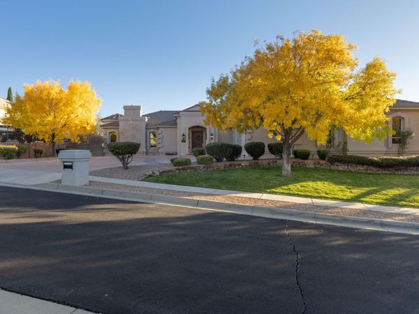 11508 Beringer Avenue NE, Albuquerque, NM 87122