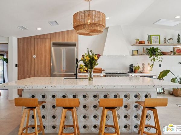 3864 E Calle San Raphael, Palm Springs, CA 92264