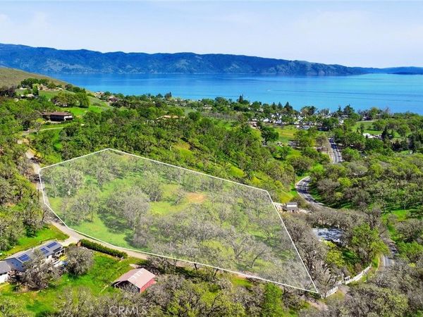 726 Park, Lakeport, CA 95453