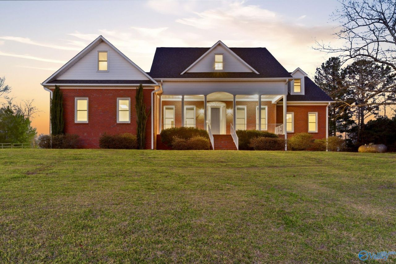 535 Kirkland Road, Grant, AL 35747 Main Photo