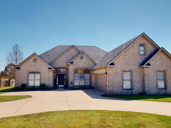 213 Plantation Drive, Mayflower, AR 72106