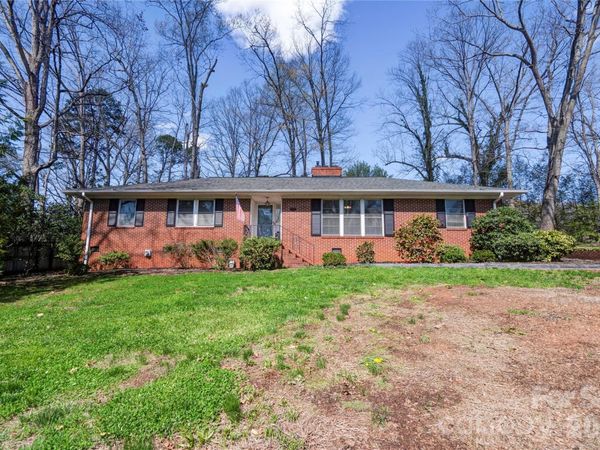 1000 W Sumter Street , Shelby, NC 28150