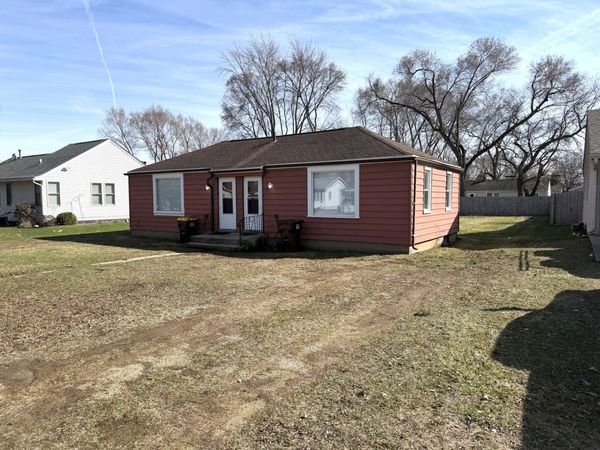 921 RIVER PARK Drive , Loves Park, IL 61111