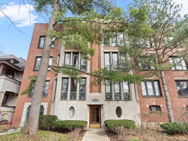 304 N Grove Avenue , Unit 3B, Oak Park, IL 60302