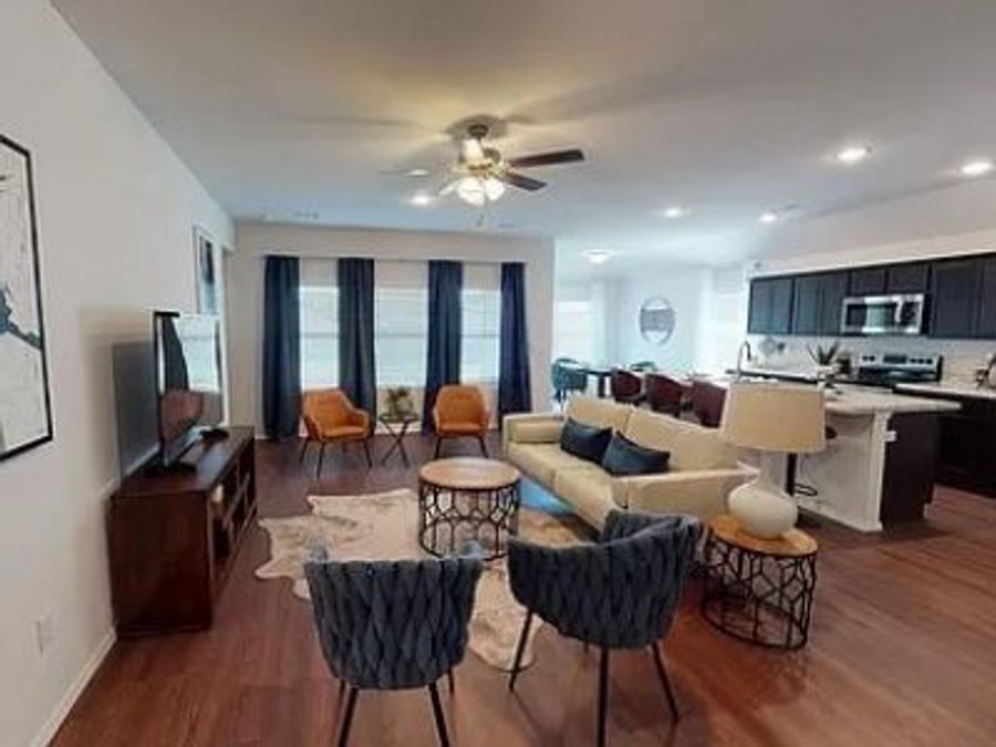 Property Image 6