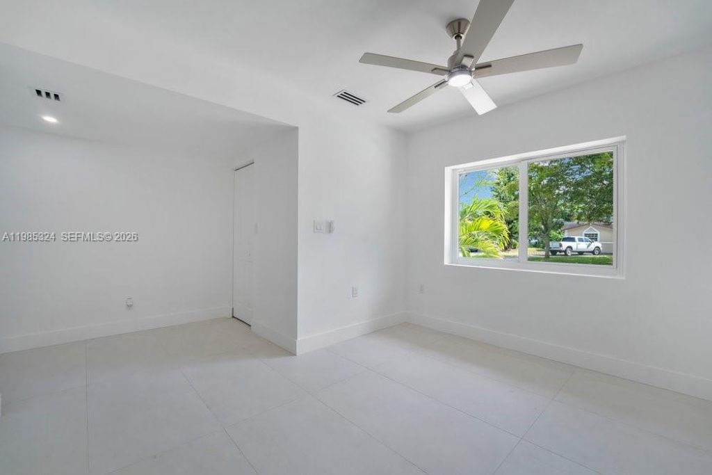 4053 SW 8th St , Plantation, FL 33317 Photo
