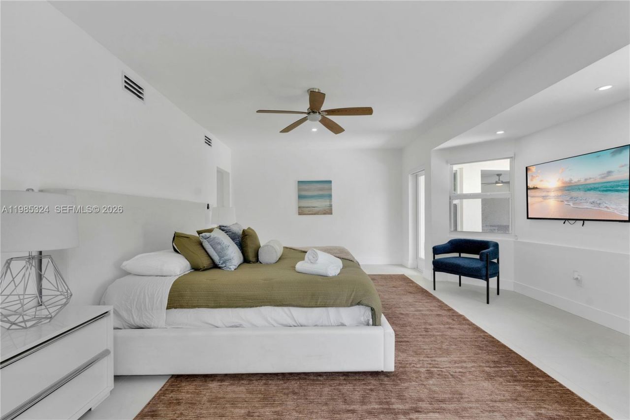 4053 SW 8th St, Plantation, FL 33317 Photo
