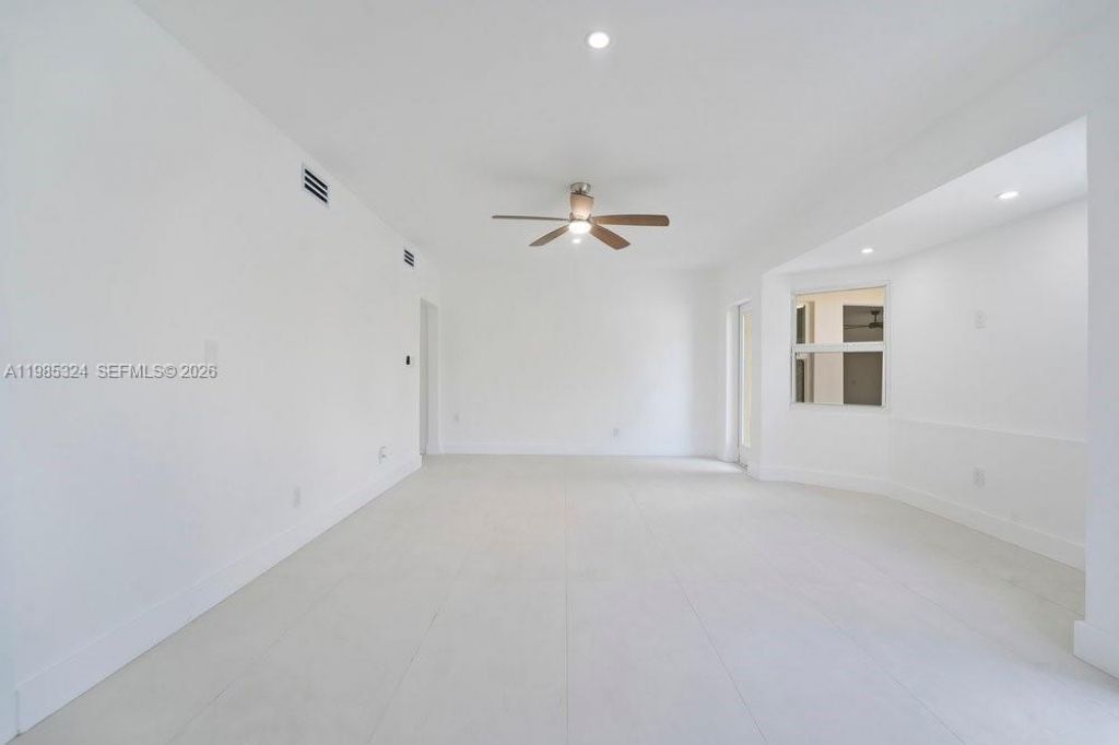 4053 SW 8th St , Plantation, FL 33317 Photo