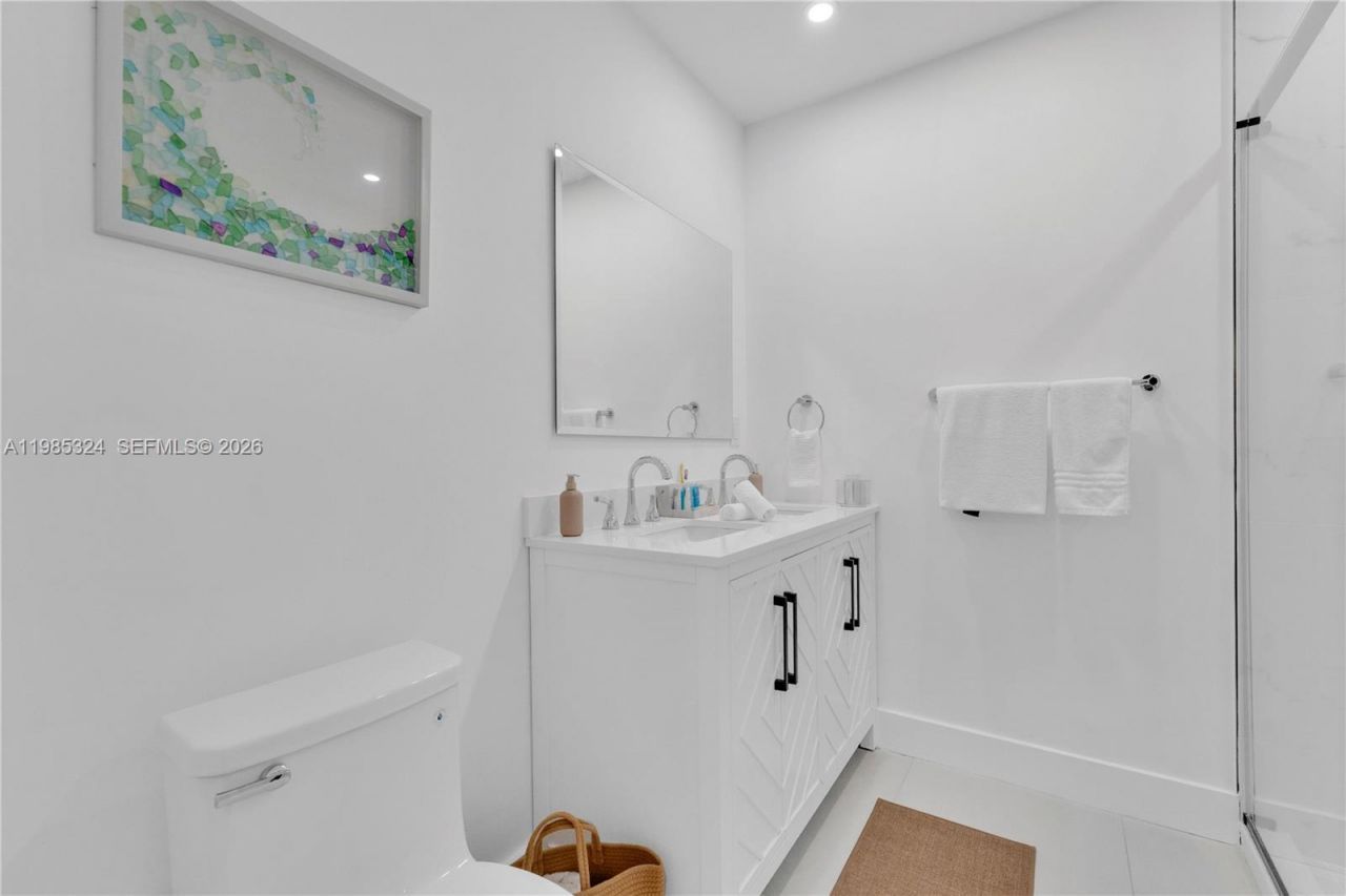 4053 SW 8th St, Plantation, FL 33317 Photo